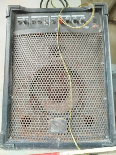 Vendo caixa amplificada 