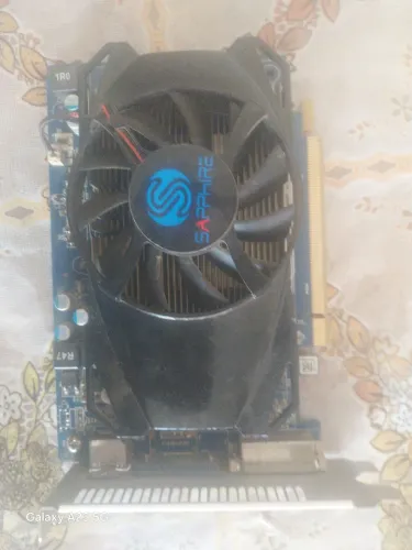 Placa de Vídeo Sapphire Amd Radeon 6570 1Gb