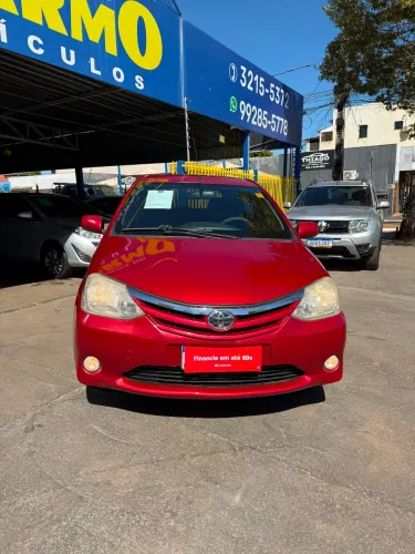 Toyota Etios XLS 1.5 Flex 16V 5P Mec. 2013