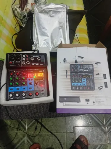 Mesa de som bluetoff Novinha, vários reverbrs, interface