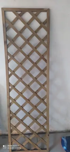 Biombo ou trelicas de madeira rústica valor do par / 50 REAIS