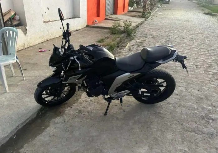 Fazer 250cc 2021 pra vender ligeiro