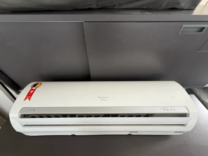 AR-CONDICIONADO SPRINGER MIDEA 22.000 BTUS ?