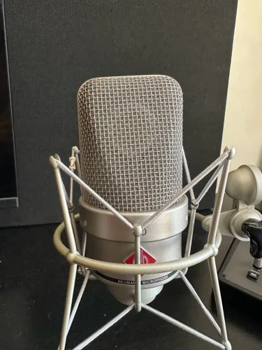 Microfone Neumann TLM 49