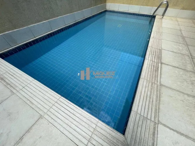 Apartamento à Venda (Varanda, 3 Quartos, Suíte e 2 Vagas) na Rua Mário Barreto - Tijuca!