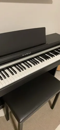 Piano Kawai KDP70 preto praticamente novo