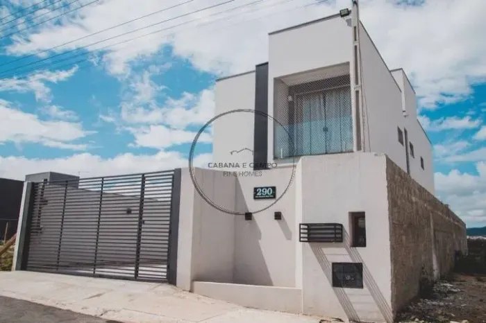 Casa de 3 quartos à venda em Nazaré Paulista-SP, bairro Vicente Nunes