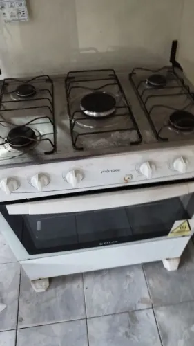 Fogão semi novo