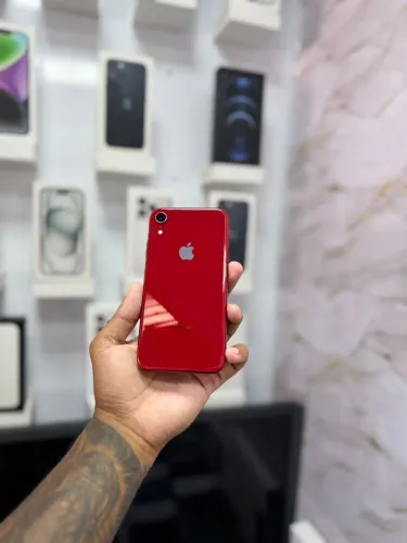 IPHONE XR 64GB<br>R$ 850,00 MUITO LINDO