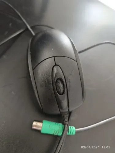 Mouse POSITIVO, com entrada antiga
