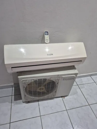 Ar condicionado semi novo