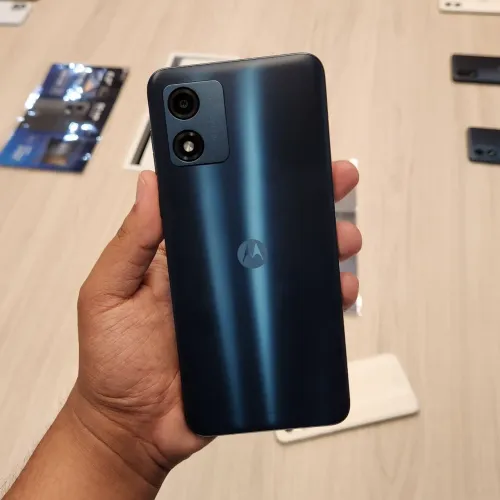 Moto E13