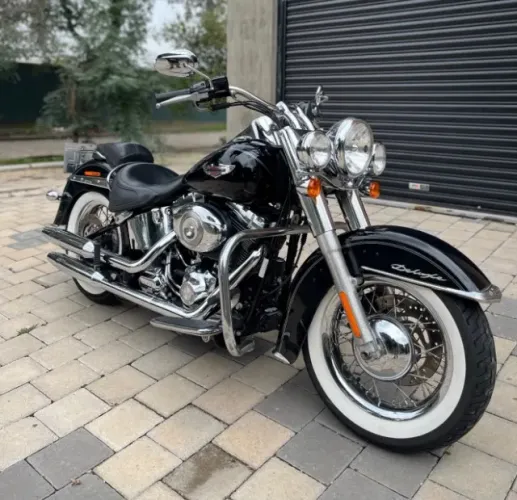 HARLEY-DAVIDSON DELUXE-2013
