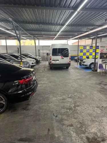 Lava rápido, estética e estacionamento - Vila Carrão