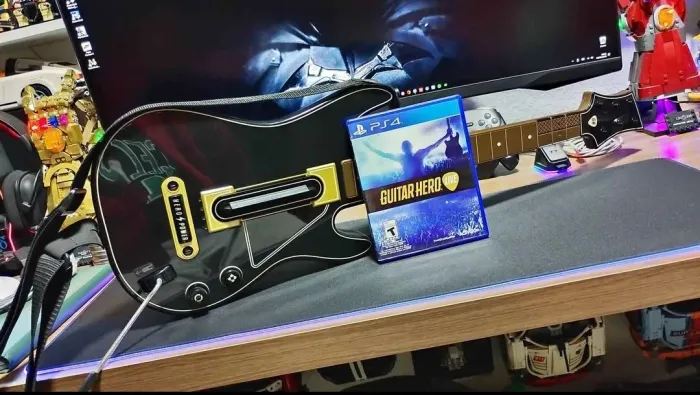Guitarra+ guitar hero ps4