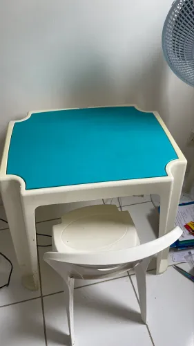Mesa Infantil com Cadeira