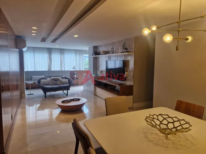 Apartamento com 2 suítes no Condomínio WaterWays na Barra da Tijuca, Rio de Janeiro.