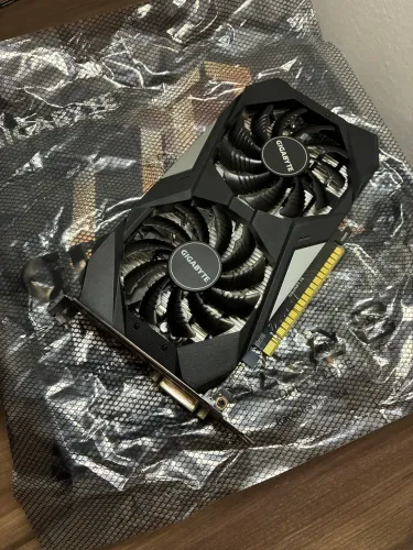 Placa de Vídeo Gigabyte GTX 1650 4GB GDDR6 Dual Fan