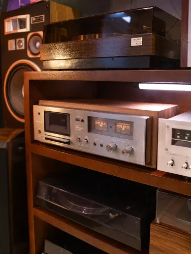 TAPE DECK SHARP RT-300B (1982) - REVISADO