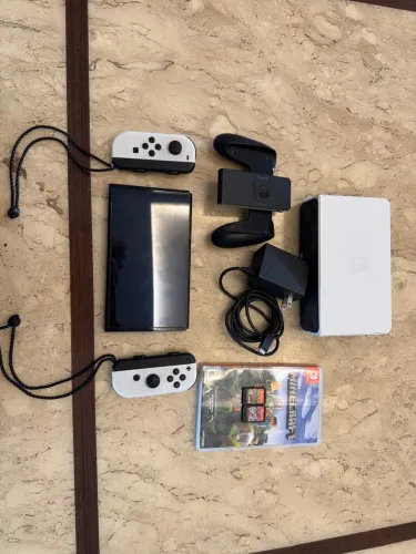 Nintendo Switch OLED Desbloqueado + Mario Kart + Minecraft + Controle LinYuvo KS42