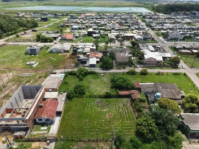 Terreno próximo de tudo no Bairro Guarani - Capão da Canoa