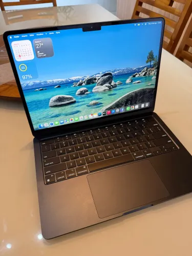 Vendo MacBook Air M3 semi novo