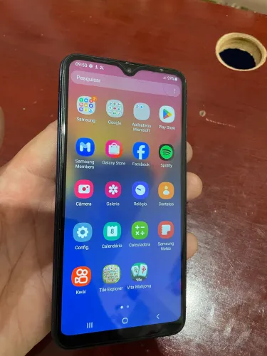 Samsung A10 - 32gb
