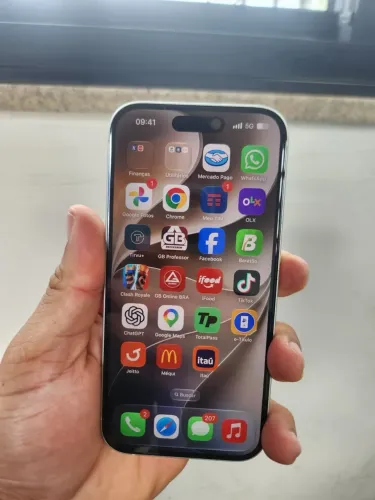 iPhone 15