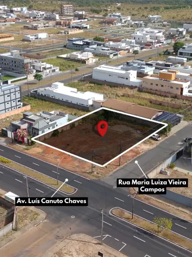 Aluga-se excelente terreno de esquina bem localizado no bairro Paraviana.