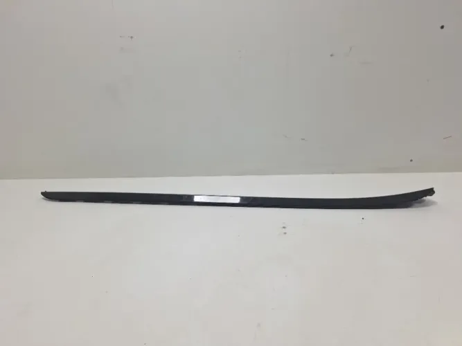 Moldura Parabrisa Externo Lado Direito Hyundai Azera 2013/14