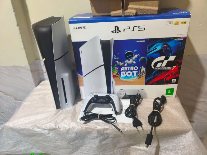 PS5 aceito cartão ate 18x/vendo ou troco ps4 ou Xbox series s mais volta em dinheiro p mim