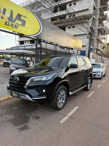 Toyota Hilux SW4 SRX 4X4 2.8 TDI 16V Dies. Aut. 2023