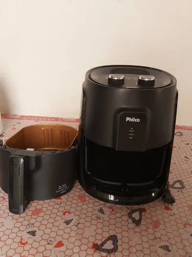 Air fryer nunca usada. Ainda na caixa
