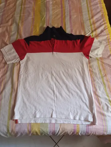 Camisas masculinas(não abaixo o valor) Buscar no bairro Bonsucesso. Leia anúncio!!