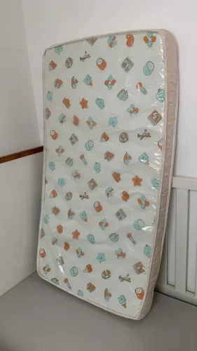 Berço Multifuncional com Colchão Impermeável + Brindes