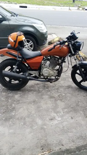Dafra Kansas 150