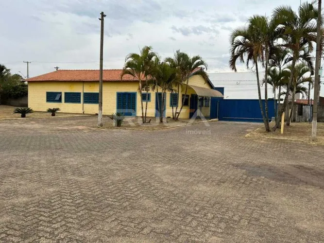 Barracão/Galpão Comercial para Alugar em São Carlos