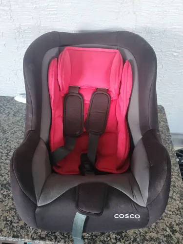 Cadeirinha de 0 a 36kg em ótimo estado