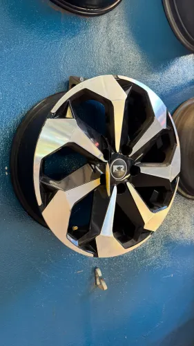 Jogo roda aro 17 tarântula/K71 semi-novo