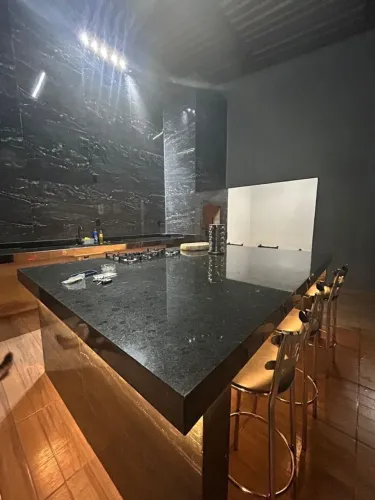 Casa 4 quartos piscina em caldas novas