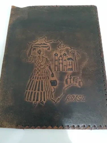 Capa antiga Brasil de couro, para caderno ou livro. Ideal para colecionadores 25 cmx 33 cm