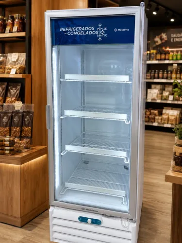 Freezer MetalFrio POUQUÍSSIMO USADO