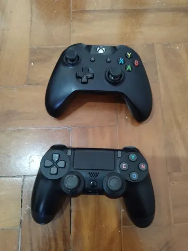 Lote controles Xbox one e PS5 - para aproveitamento de peças