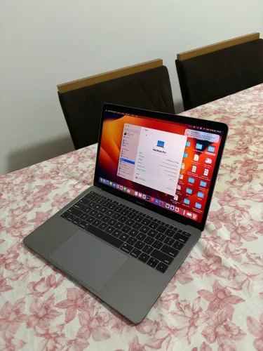 MacBook Pro 13 polegadas, 2017, Two Thunderbolt 3 ports 