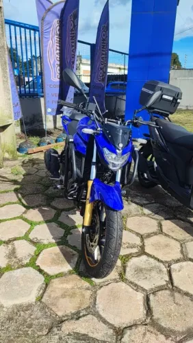 Fazer 250 ,selada e quitada.