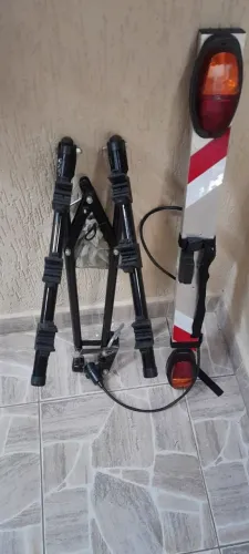SUPORTE DE CARRO PARA BIKES 3 COM PLACA 