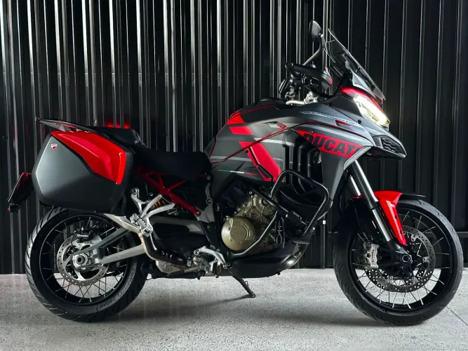 Ducati multstrada v4s 2023