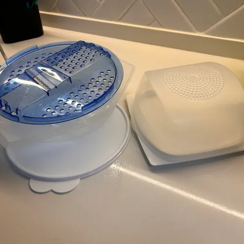 Smart Queijeira pequena e Tigela Prática com ralador TUPPERWARE