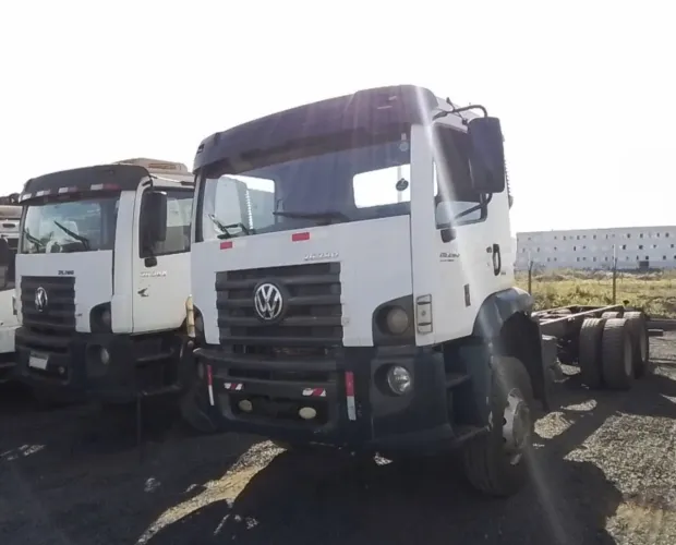 VW 26.280 ano 2015, 6x4, no chassis, em SP