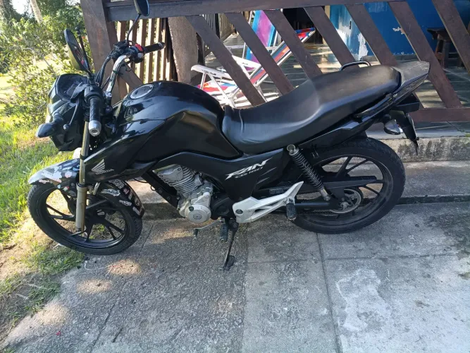 Passo financiamento da Fan 160 toda certinha, falta 1 ano e 5 meses pra quitar